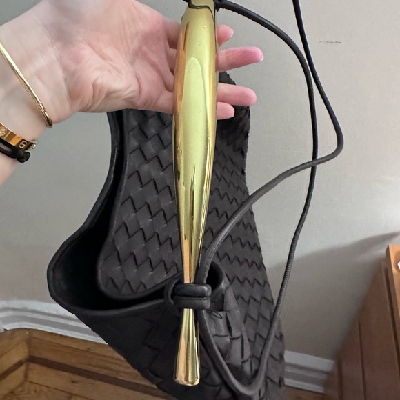 Bottega Veneta dark brown MEDIUM SARDINE LEATHER TOP HANDLE BAG - Picture 4 of 12